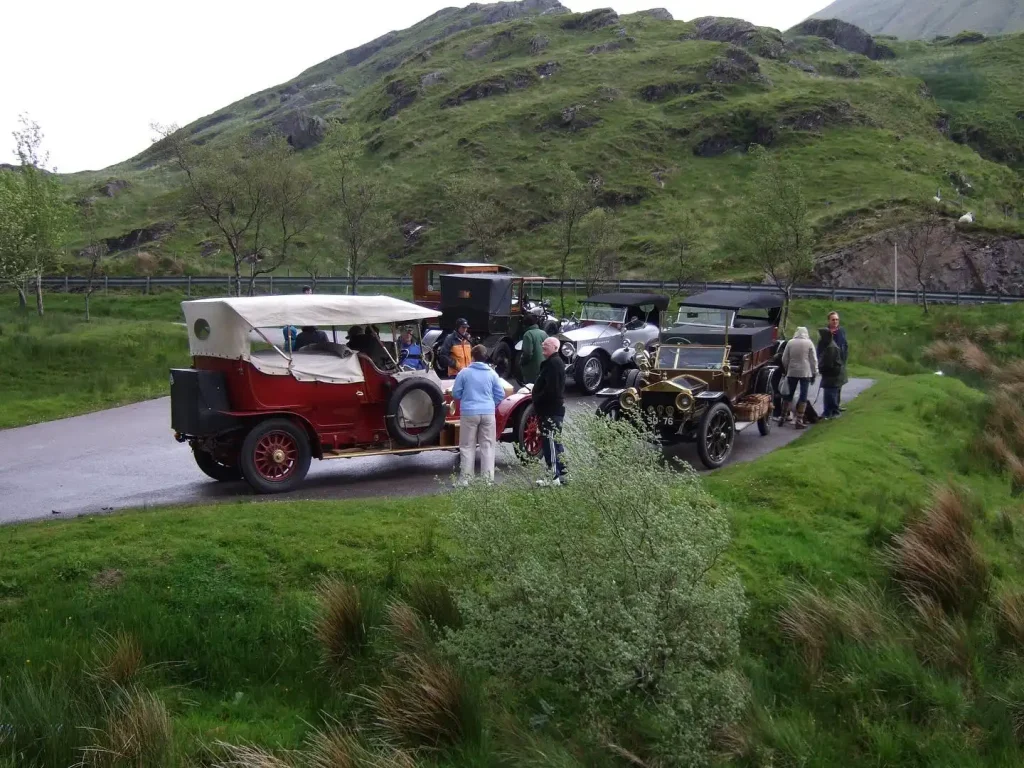 What It’s Like to Join a Classic Car Tour